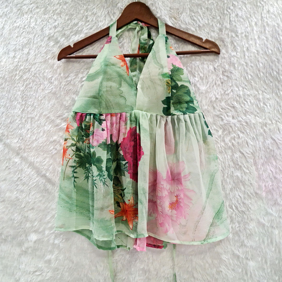 Floral Fantasy: The Flowy Halter Neck Chiffon Top for Every Occasion