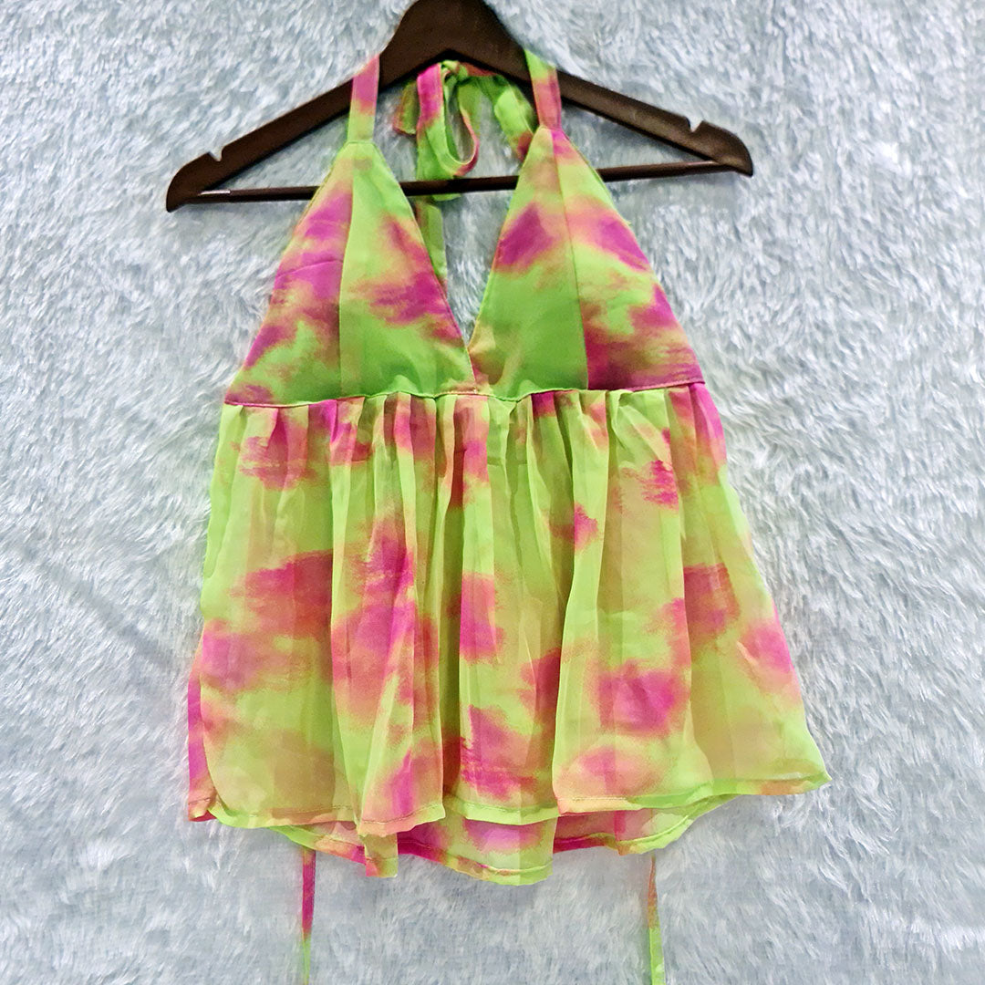 Stand Out in Style: The Abstract Print Halter Neck Top That Makes a Statement