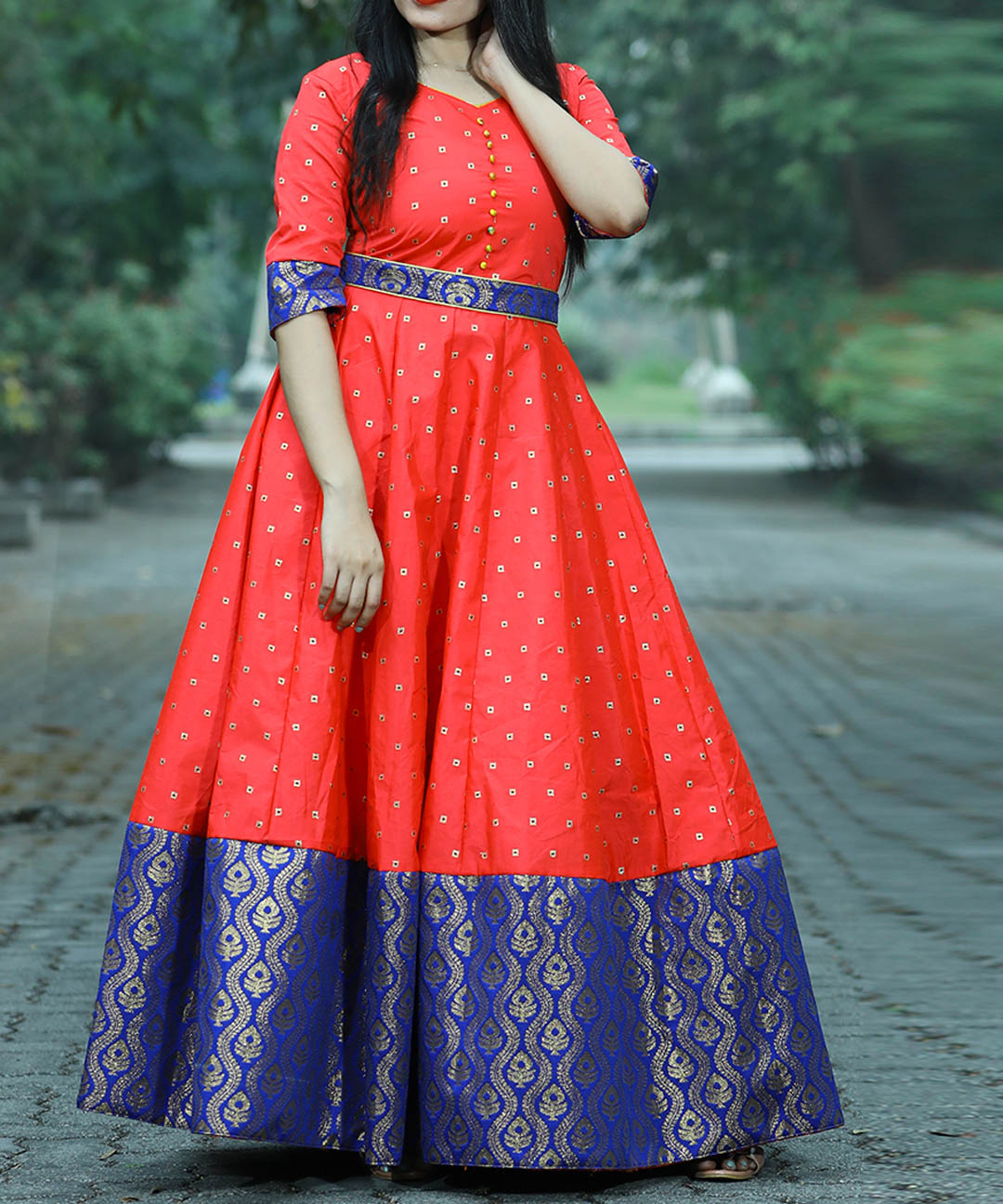 Trendy Gajari Pink Colored Partywear Woven Jacquard - Tapetta Gown