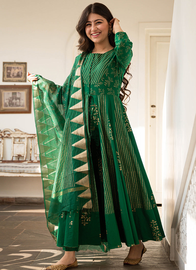 Magnetic green colored front slit stitched woven jacquard suit set, ideal for elegant and festive occasions.