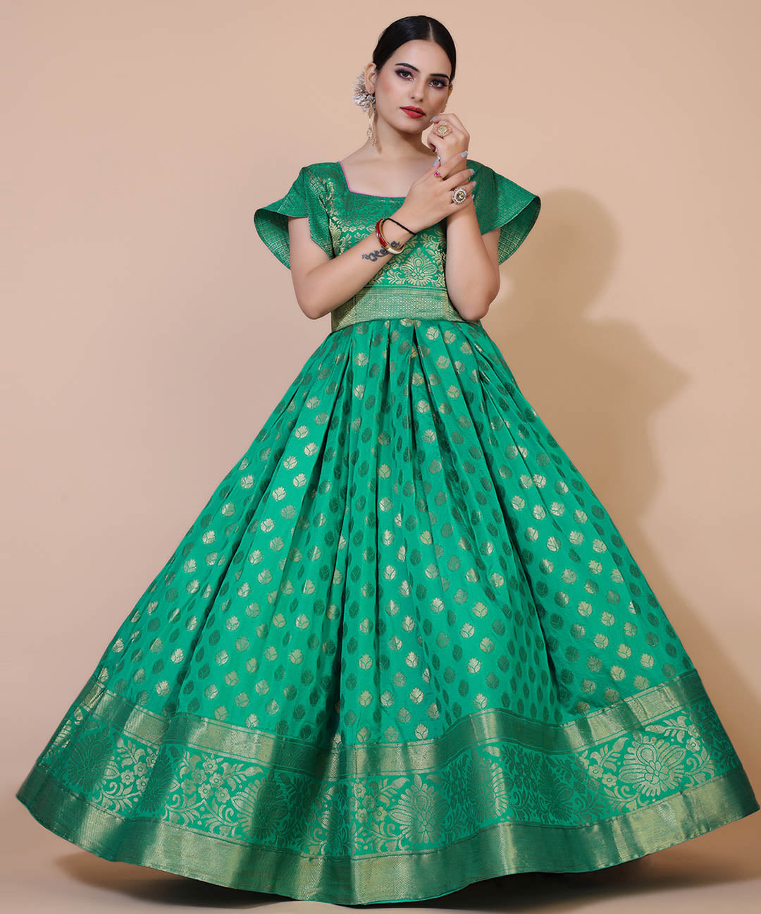 Green & Gold-Toned Ethnic Motifs Jacquard Maxi Dress